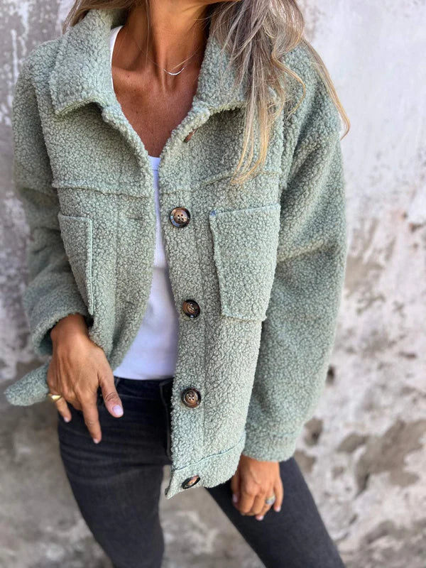 Dion™ - Korte Woljack met Traditionele Reverskraag