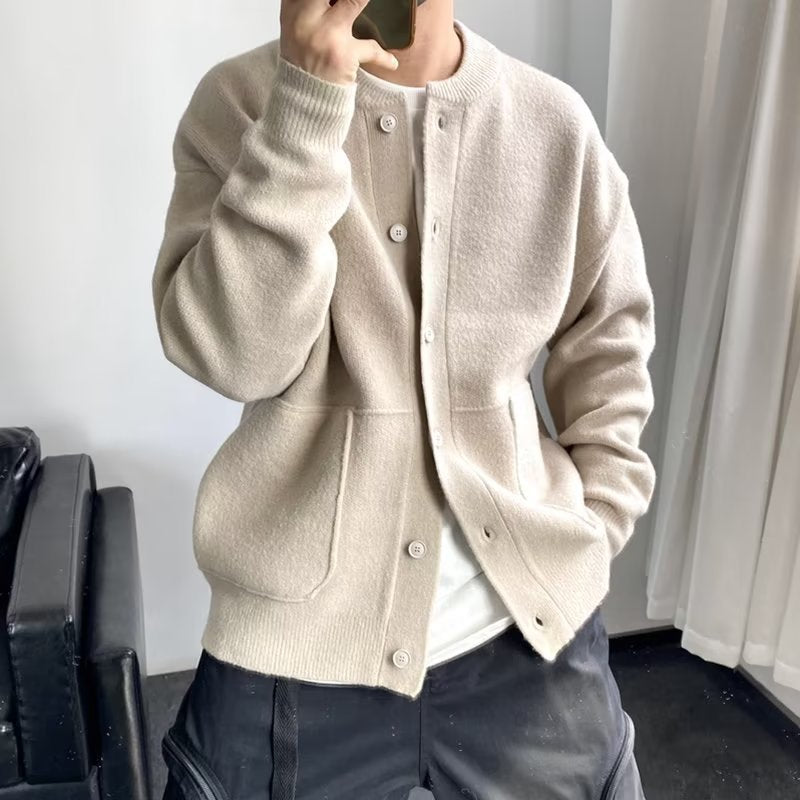Giovanni – Klassieke Herensweater met Knopen"
Rewritten: "Giovanni – Tijdloze Herensweater met Knopen