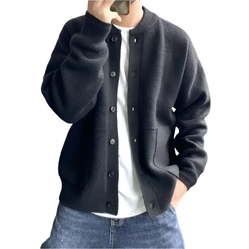 Giovanni – Klassieke Herensweater met Knopen"
Rewritten: "Giovanni – Tijdloze Herensweater met Knopen