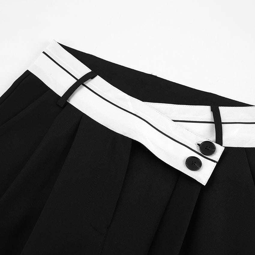 Isabella – Vrouwenbroek met Asymmetrische Tailleband en Wijde Pasvorm